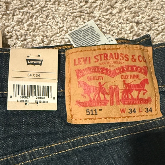 New 511 Slim Levi's Men's Dark Indigo Straight Jeans 34 x 34 - Picture 3 of 9